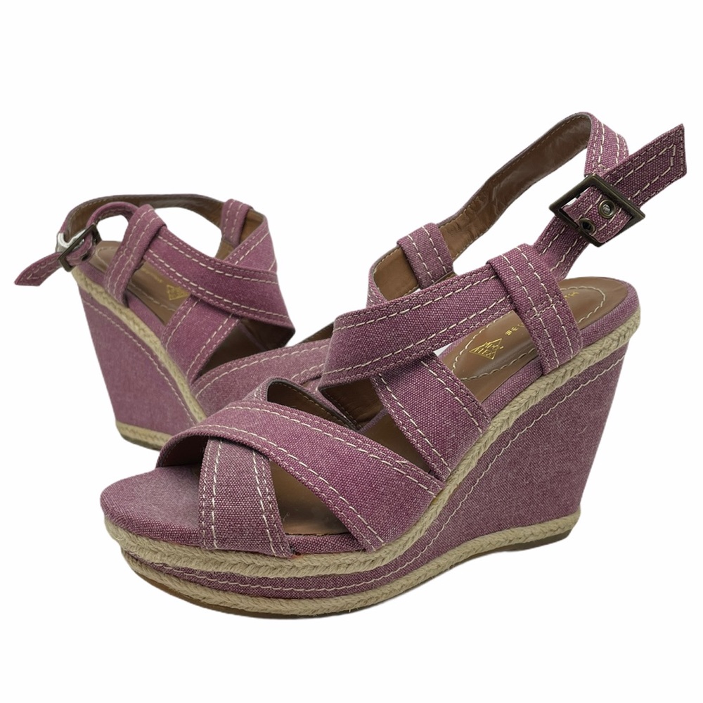 ✨Hush Puppies Lavender Strappy Wedge Sandals
